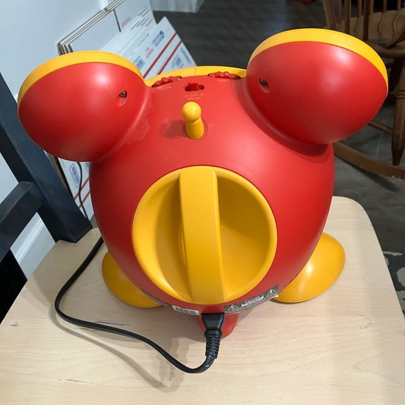 Disney Mickey Mouse Red and Orange CD Boombox - Picture 6 of 11